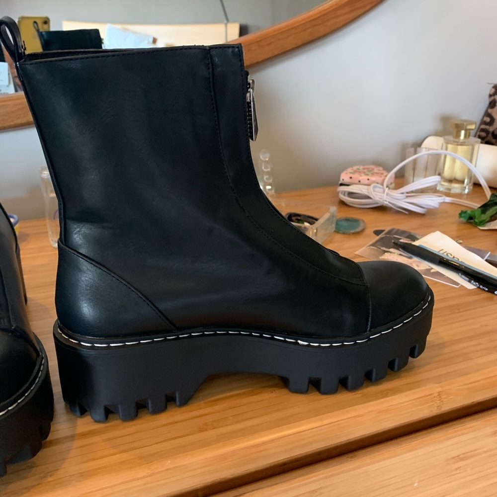 Zara Platform ZIP Up Booties